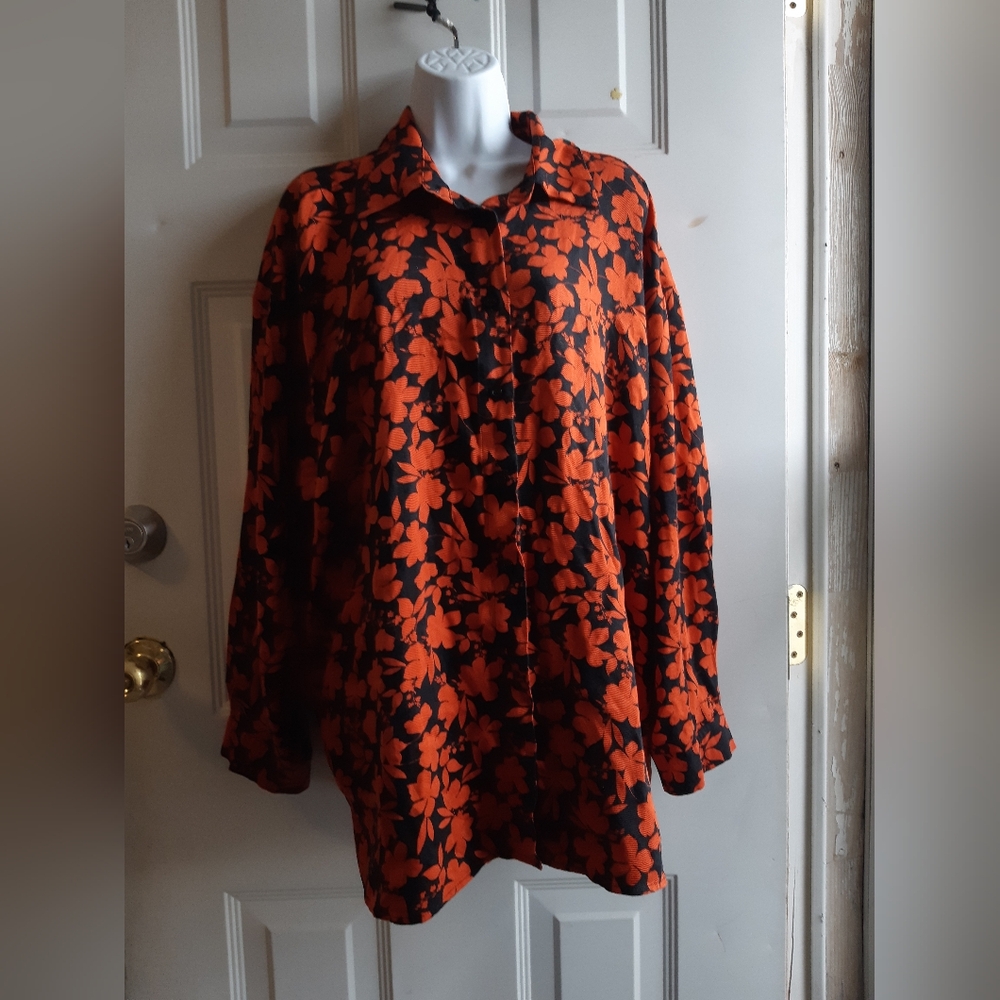 Floral Button Up - Picture 2 of 5